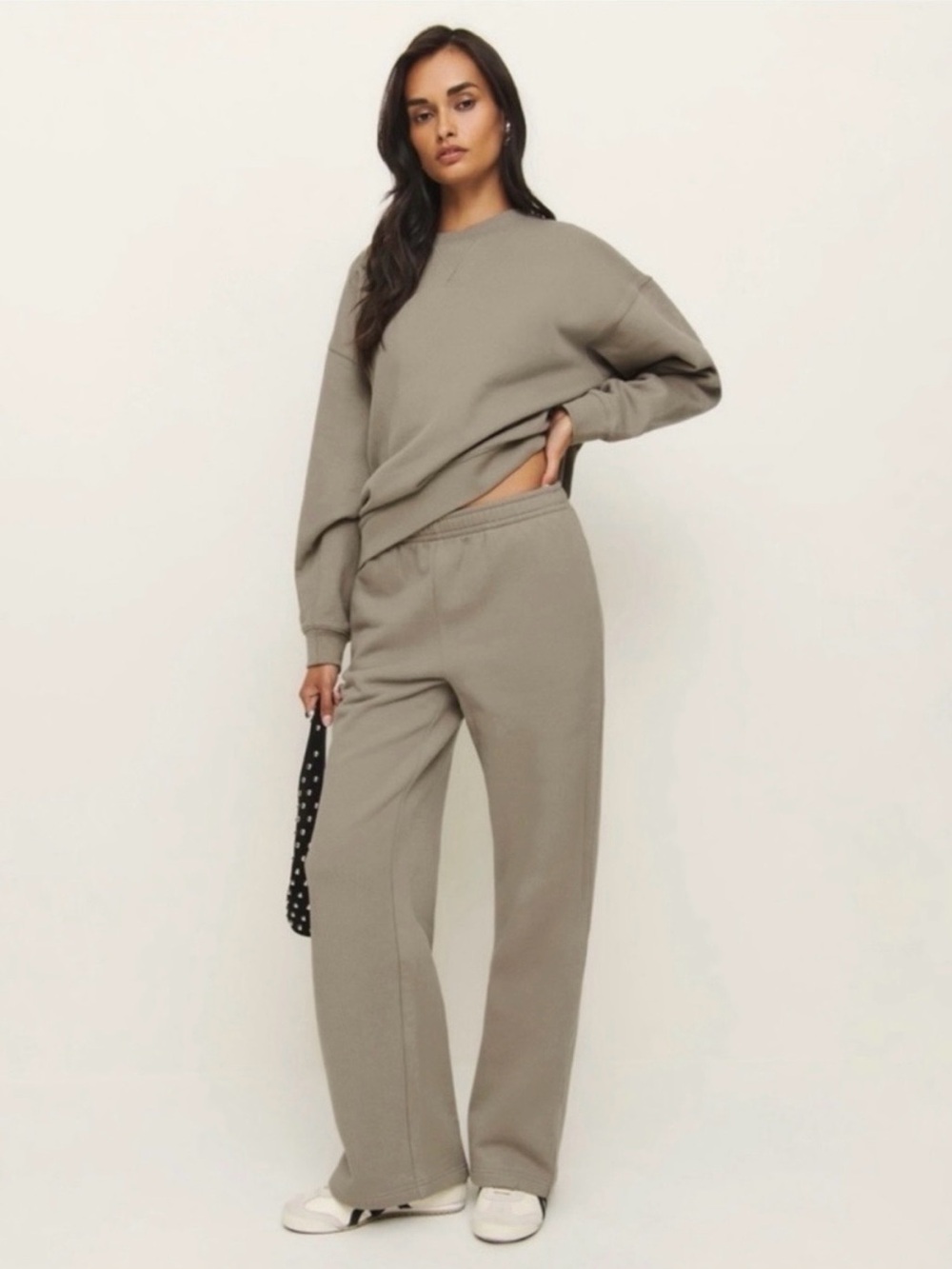 Reformation Kira Wide-Leg Sweatpants in Taupe